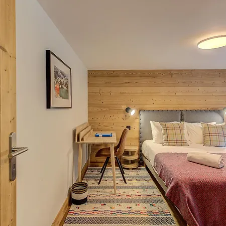 Arve, Alpes Agency, Chamonix, Sleeps 10