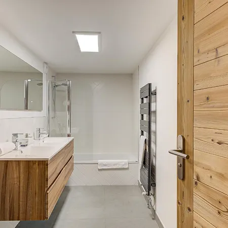 Arve, Alpes Agency, Chamonix, Sleeps 10 Chamonix