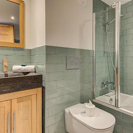 Arve, Alpes Agency, Chamonix, Sleeps 10