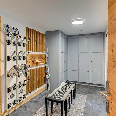 Alpehytte Arve, Alpes Agency, Chamonix, Sleeps 10 *