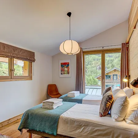 Arve, Alpes Agency, Chamonix, Sleeps 10 Chamonix